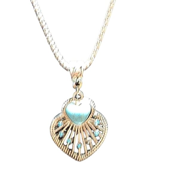 Recovered Southwest Indian-Inspired Turquoise Heart Necklace and Earrings Set - Picture 2 of 3